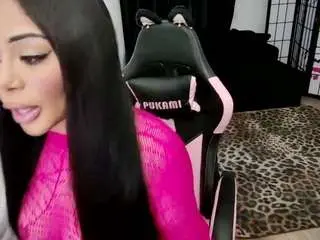 Strellakat  live sex cam