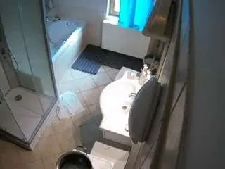 Voyeurcam-julmodels-bath-2nd-2  live sex cam