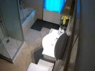 Voyeurcam-julmodels-bath-2nd-2  live sex cam