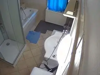 Voyeurcam-julmodels-bath-2nd-2  live sex cam