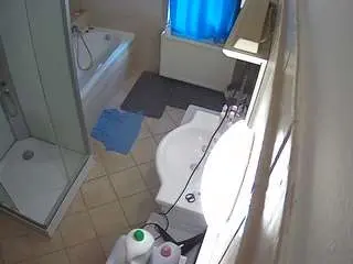 Voyeurcam-julmodels-bath-2nd-2  live sex cam