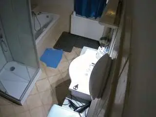 Voyeurcam-julmodels-bath-2nd-2  live sex cam