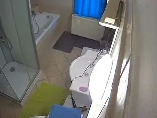 Voyeurcam-julmodels-bath-2nd-2  live sex cam