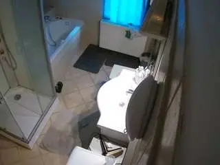 Voyeurcam-julmodels-bath-2nd-2  live sex cam
