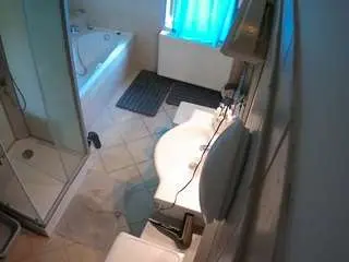 Voyeurcam-julmodels-bath-2nd-2  live sex cam
