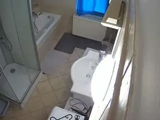 Voyeurcam-julmodels-bath-2nd-2  live sex cam