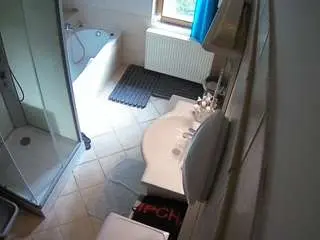 Voyeurcam-julmodels-bath-2nd-2  live sex cam