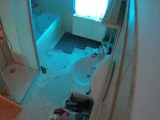 Voyeurcam-julmodels-bath-2nd-2  live sex cam