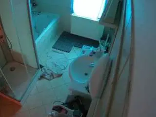 Voyeurcam-julmodels-bath-2nd-2  live sex cam