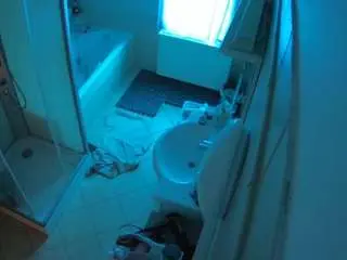 Voyeurcam-julmodels-bath-2nd-2  live sex cam