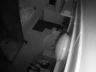Voyeurcam-julmodels-bath-2nd-2  live sex cam