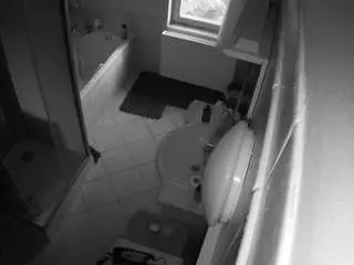 Voyeurcam-julmodels-bath-2nd-2  live sex cam