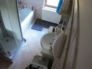 Voyeurcam-julmodels-bath-2nd-2  live sex cam
