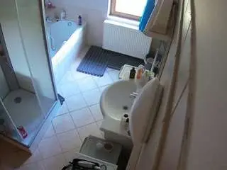 Voyeurcam-julmodels-bath-2nd-2  live sex cam