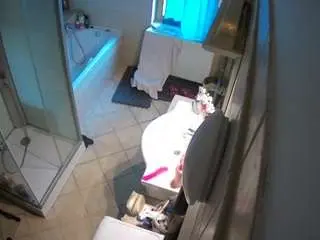 Voyeurcam-julmodels-bath-2nd-2  live sex cam