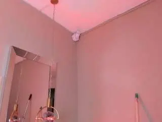 Avymilton  live sex cam