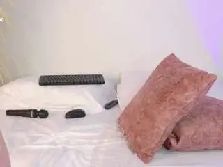 Bella1207  live sex cam