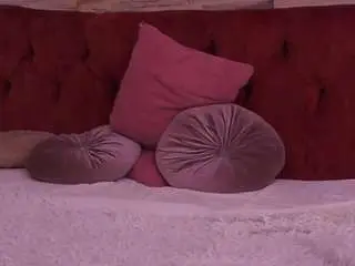 Blondiexstar  live sex cam