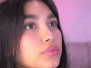 Kaillyn-r  live sex cam