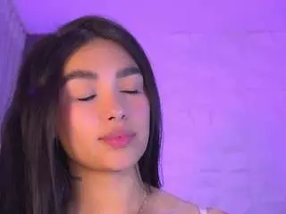 Kaillyn-r  live sex cam