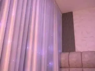 Kaillyn-r  live sex cam