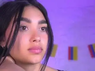 Kaillyn-r  live sex cam