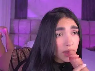 Kaillyn-r  live sex cam