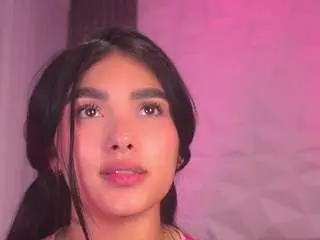 Kaillyn-r  live sex cam
