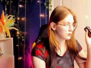 Queenmilena  live sex cam