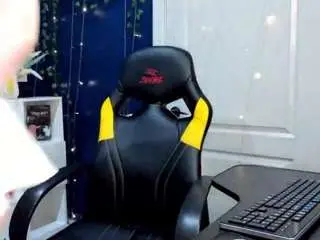 Queenmilena  live sex cam
