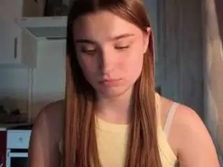Robertojoslyn  live sex cam