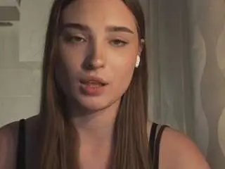 Robertojoslyn  live sex cam