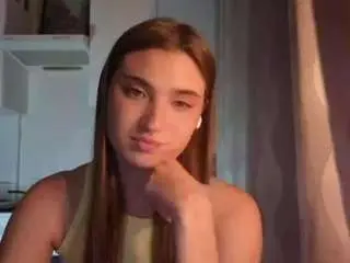 Robertojoslyn  live sex cam