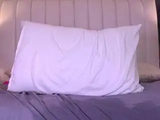 Taylor-gleen  live sex cam