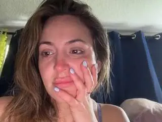 Brittgiggles  live sex cam