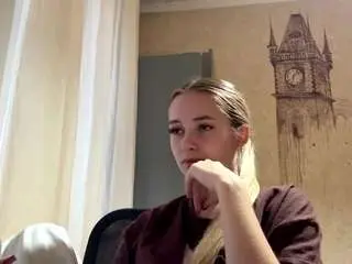 Cicelycapdeville  live sex cam