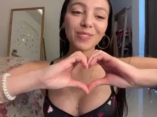 Keirasworldd  live sex cam
