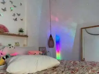 Keirasworldd  live sex cam