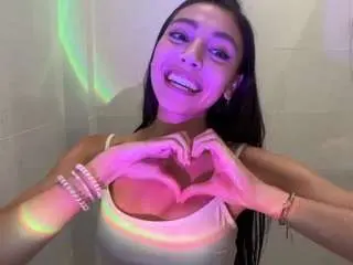 Keirasworldd  live sex cam