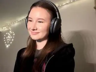 Laurynvial  live sex cam