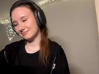 Laurynvial  live sex cam