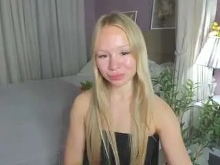 Milana-r0sse  live sex cam
