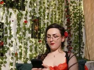 Naughtyhomemade17  live sex cam