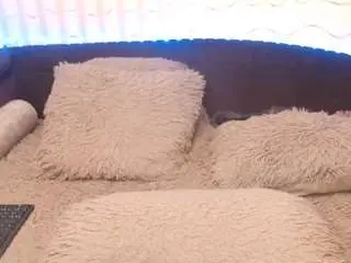 Yourbustykatty  live sex cam