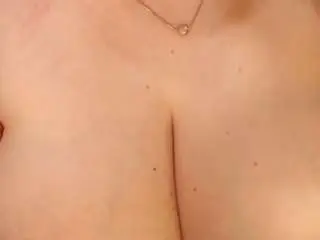 Yourbustykatty  live sex cam