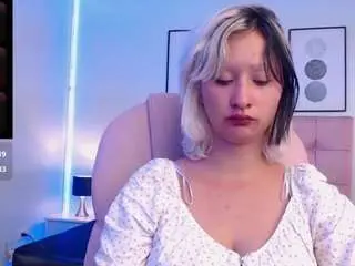 Dafne-kym  live sex cam