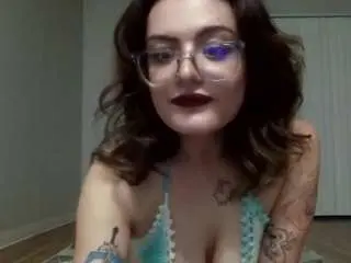 Daliahveil  live sex cam