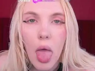 Fluffymonica  live sex cam