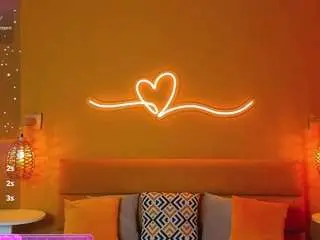 Fluffymonica  live sex cam