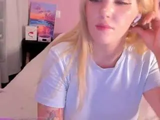 Fluffymonica  live sex cam